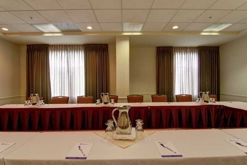 Hotel Hilton Garden Airport Calgary