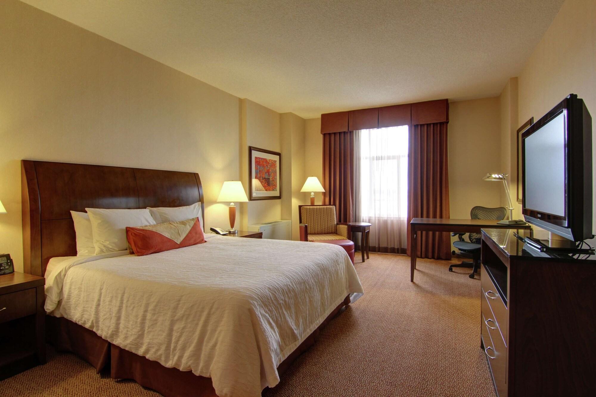 Hotel Hilton Garden Airport