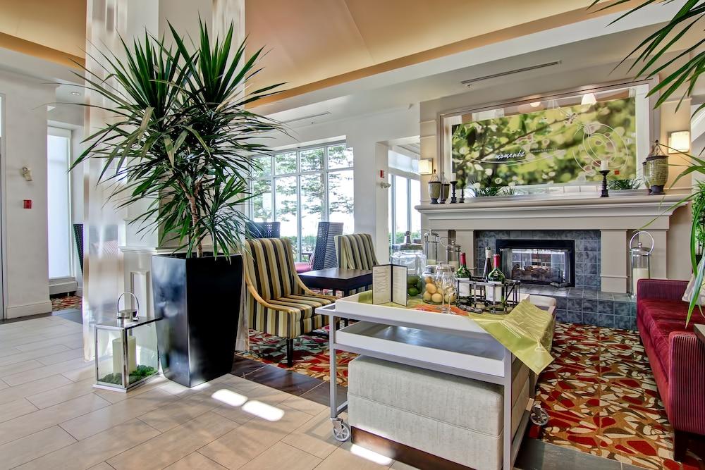 Hotel Hilton Garden Airport
