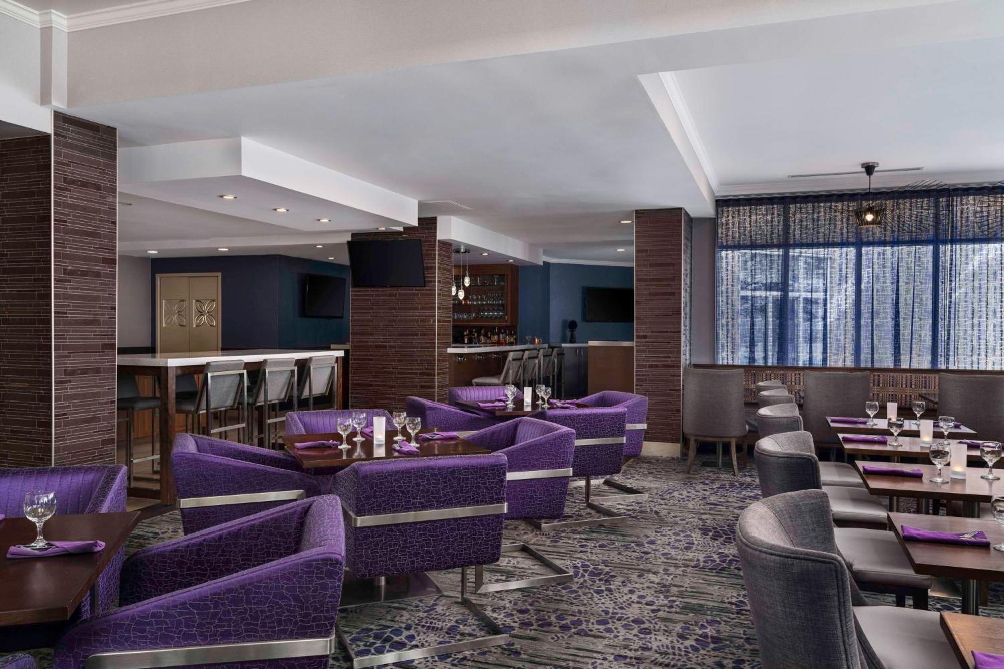 Hotel Hilton Garden Airport