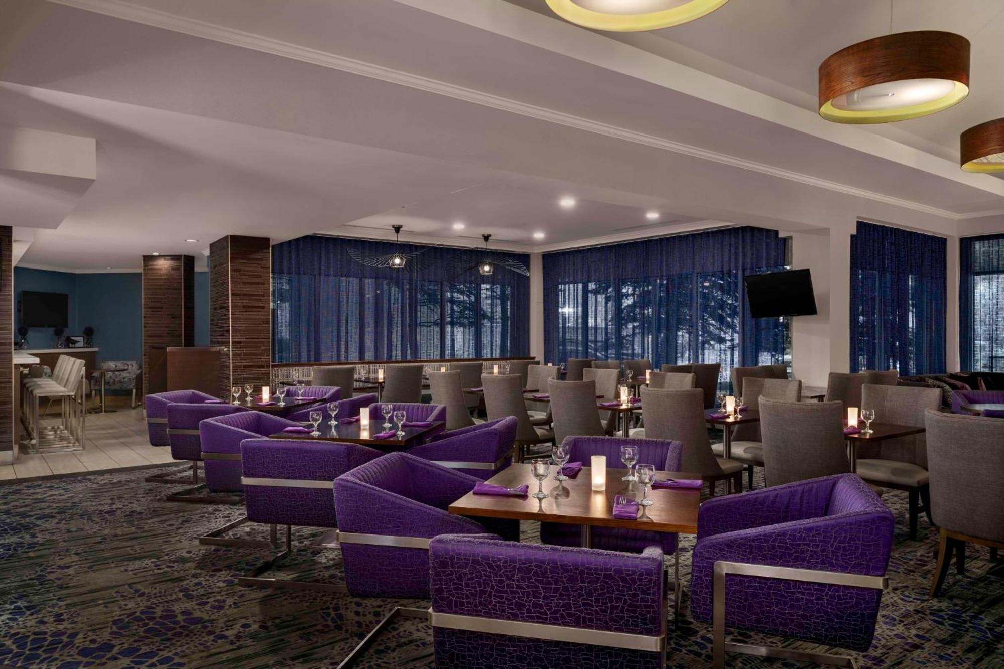 Hilton Garden Airport Calgary