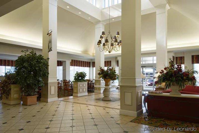 Hilton Garden Airport Hotel 3*