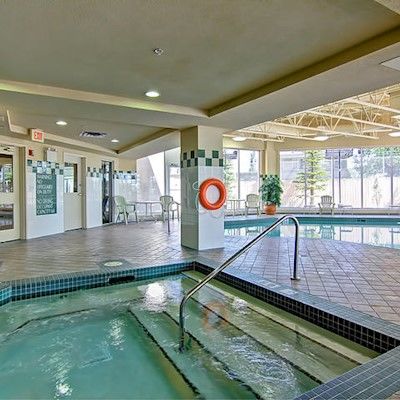 Hilton Garden Airport Calgary
